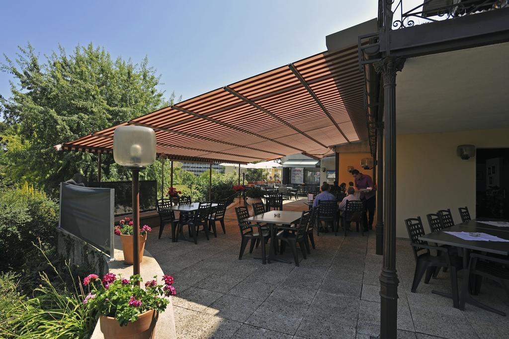 Hotel Restaurant Le Chalet Cortaillod ภายนอก รูปภาพ