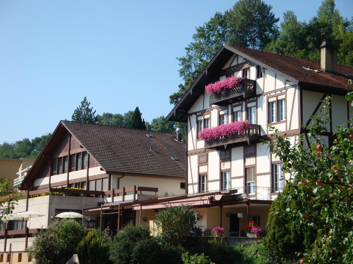 Hotel Restaurant Le Chalet Cortaillod ภายนอก รูปภาพ